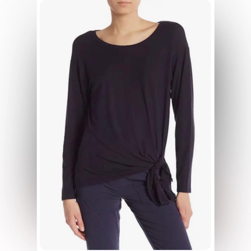 NWT Theory Navy Serah Size S Top